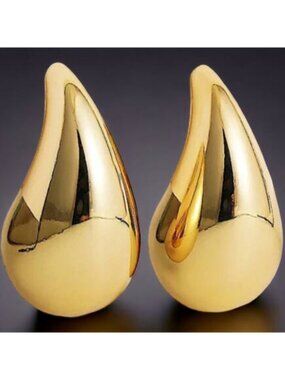 Gold Plated Water Drop Earrings
